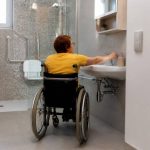 Pmr : comment adapter son logement pour gagner en autonomie